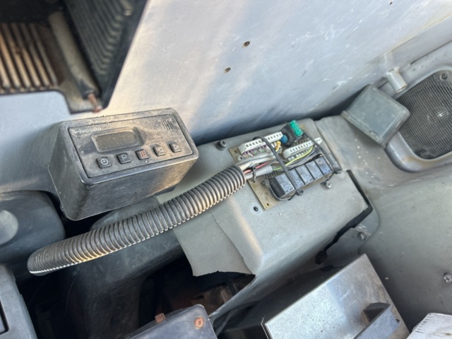 1430010-16 Crawler excavator with tiltrotator Hitachi EX255 -1999