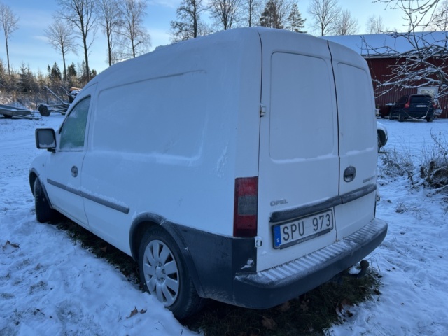 1430013-6 Opel Combo Van IP 1.3 CDTI ecoFLEX Manual, 75hp -2008 (Repair item)