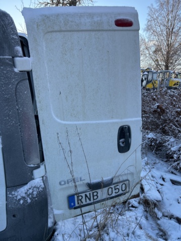 1430014-10 Skåpbil Opel Vivaro 2.9t 1.9 DTI Manuell, 101hk -2006 (Reparationsobjekt)