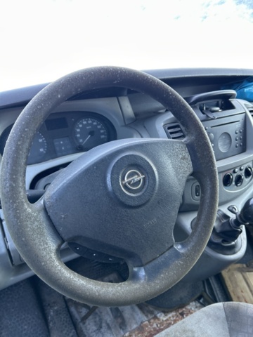 1430014-14 Skåpbil Opel Vivaro 2.9t 1.9 DTI Manuell, 101hk -2006 (Reparationsobjekt)