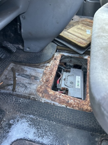 1430014-17 Skåpbil Opel Vivaro 2.9t 1.9 DTI Manuell, 101hk -2006 (Reparationsobjekt)