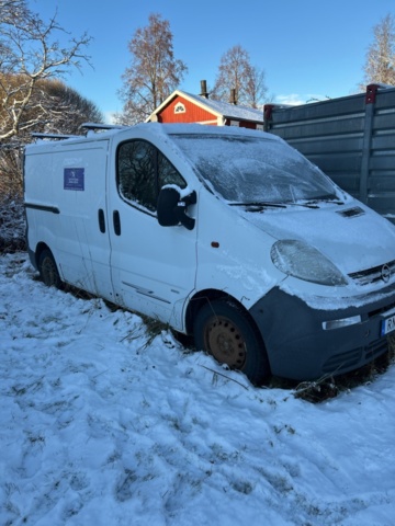 1430014-23 Skåpbil Opel Vivaro 2.9t 1.9 DTI Manuell, 101hk -2006 (Reparationsobjekt)