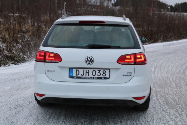 1416712-7 Volkswagen Golf Sportscombi 1.4 TGI. 2015