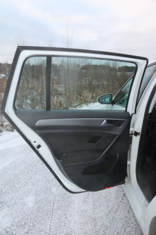 1416712-62 Volkswagen Golf Sportscombi 1.4 TGI. 2015