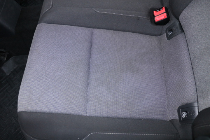 1416712-66 Volkswagen Golf Sportscombi 1.4 TGI. 2015