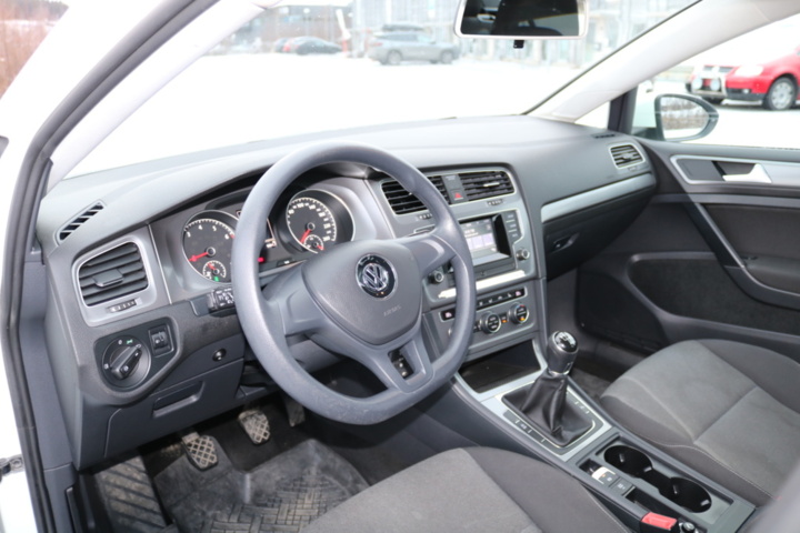 1416712-73 Volkswagen Golf Sportscombi 1.4 TGI. 2015
