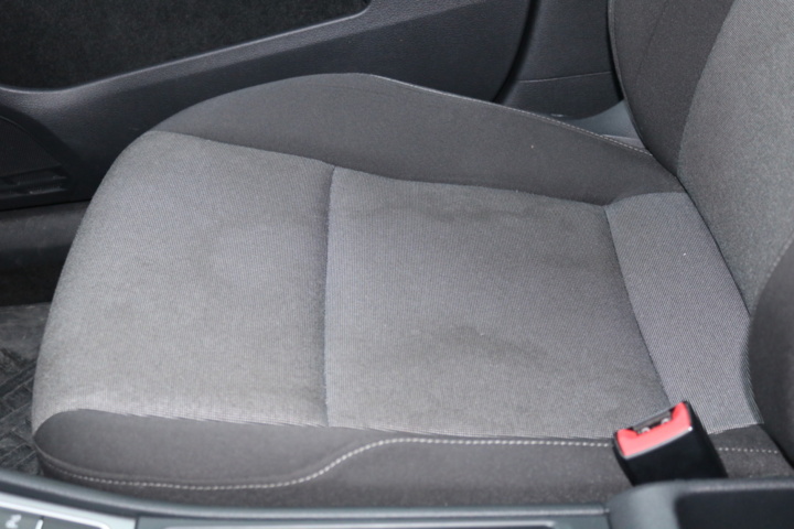 1416712-77 Volkswagen Golf Sportscombi 1.4 TGI. 2015