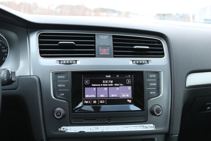 1416712-88 Volkswagen Golf Sportscombi 1.4 TGI. 2015