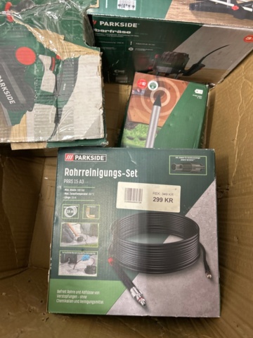 1436456-16 Samlinng med ca 20 maskiner och trädgårdstillbehör