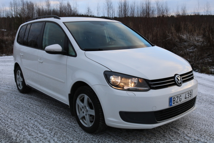 1416713-4 Volkswagen Touran 5-sätes 1.4 TGI EcoFuel DSG. 2013