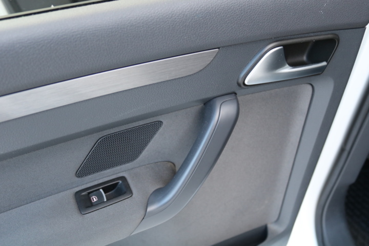 1416713-68 Volkswagen Touran 5-sätes 1.4 TGI EcoFuel DSG. 2013