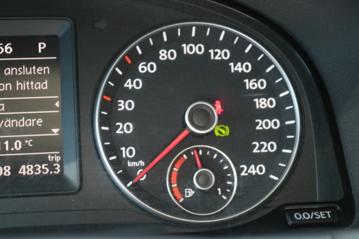 1416713-88 Volkswagen Touran 5-sätes 1.4 TGI EcoFuel DSG. 2013