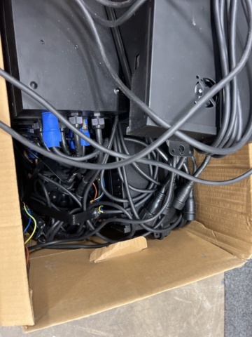 1448647-7 Parti med strömförsörjningsenheter