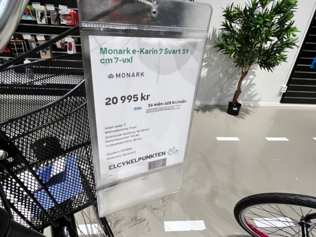1423976-7 Elcykel - Monark e-Karin 7 Svart 51 cm