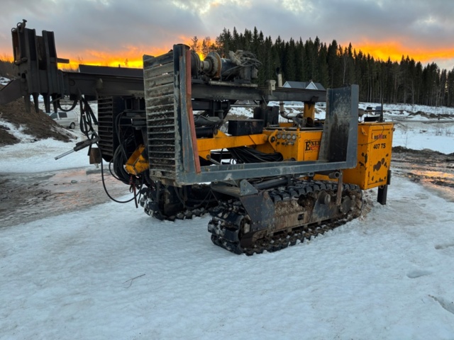 1416715-2 Borrigg. Borr och borrvagn Nemek 407 TS