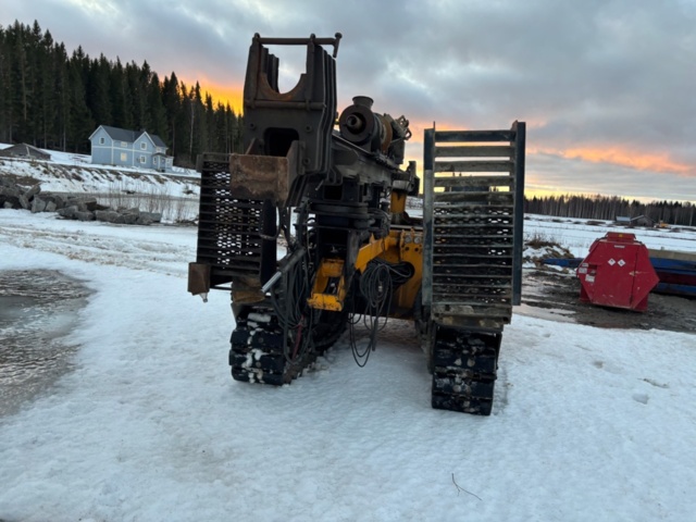 1416715-5 Borrigg. Borr och borrvagn Nemek 407 TS