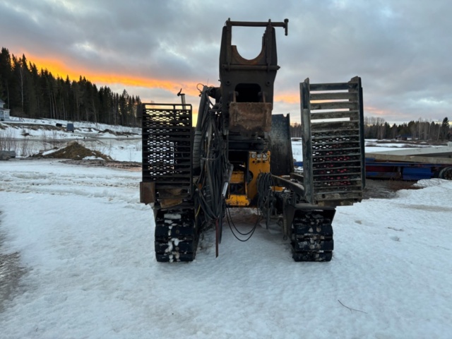 1416715-6 Borrigg. Borr och borrvagn Nemek 407 TS