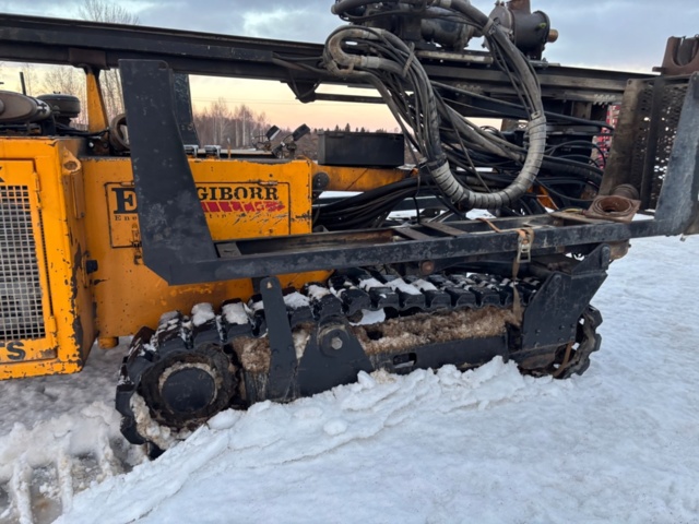 1416715-37 Borrigg. Borr och borrvagn Nemek 407 TS