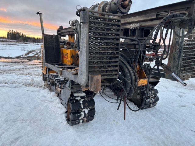 1416715-39 Borrigg. Borr och borrvagn Nemek 407 TS