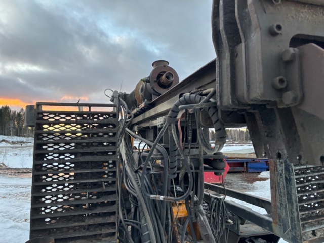 1416715-42 Borrigg. Borr och borrvagn Nemek 407 TS