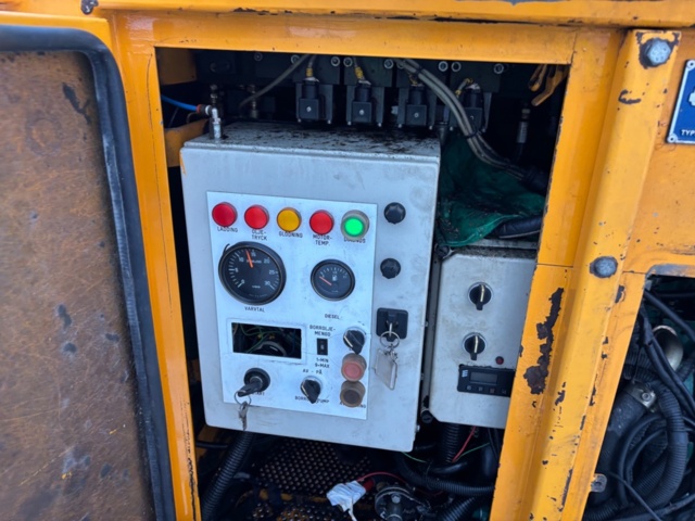 1416715-59 Borrigg. Borr och borrvagn Nemek 407 TS