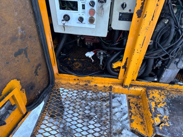 1416715-60 Borrigg. Borr och borrvagn Nemek 407 TS