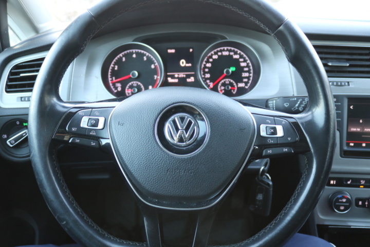 1416716-70 Volkswagen Golf 5-dörrar 1.4 TGI BlueMotion DSG Sekventiell, 2016