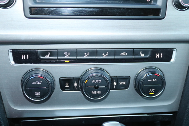 1416716-79 Volkswagen Golf 5-dörrar 1.4 TGI BlueMotion DSG Sekventiell, 2016