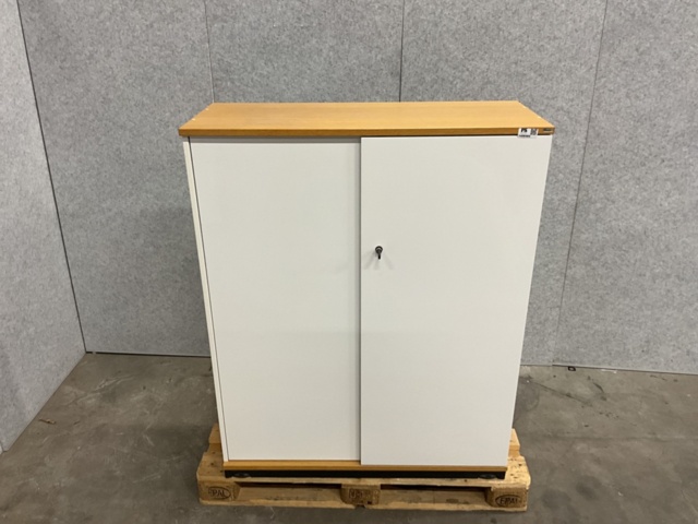 1449088-6 Cabinets with sliding doors for offices etc.