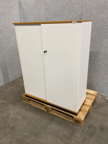 1449088-8 Cabinets with sliding doors for offices etc.