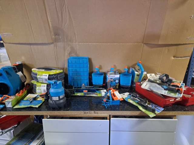 1272107-1 Stort parti med blandade Gardena objekt