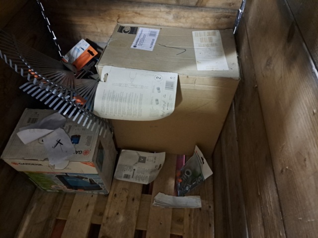 1272107-11 Stort parti med blandade Gardena objekt