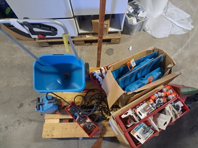 1272107-13 Stort parti med blandade Gardena objekt