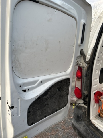 1423594-37 Peugeot Partner Van Utökad Last 1.6 BlueHDi Manuell, 99hk, 2016 (Reparationsobjekt)