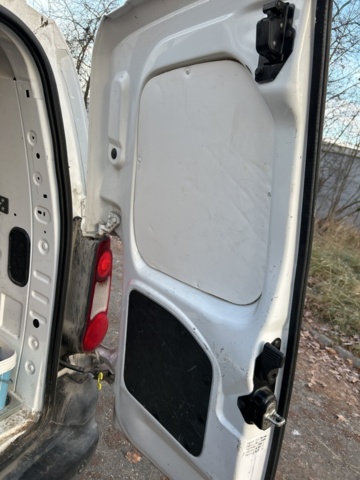 1423594-41 Peugeot Partner Van Utökad Last 1.6 BlueHDi Manuell, 99hk, 2016 (Reparationsobjekt)