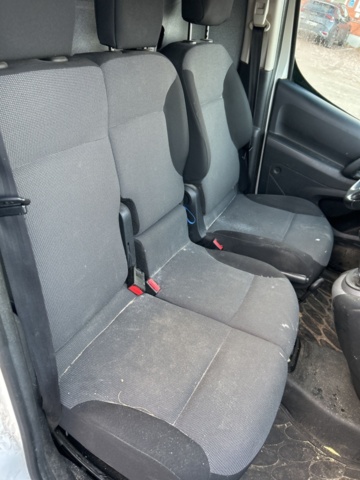 1423594-18 Peugeot Partner Van Utökad Last 1.6 BlueHDi Manuell, 99hk, 2016 (Reparationsobjekt)