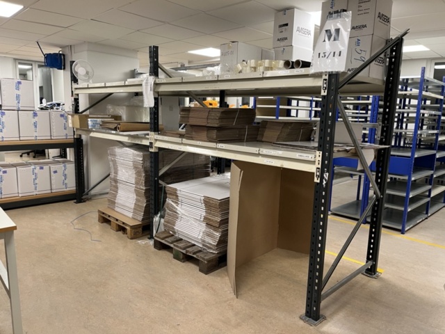 1432211-4 Shelving systems and pallet racks – Gerdmans et al.