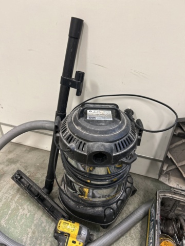 1423596-3 Verktygspaket - diverse handverktyg m.m.