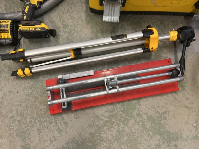 1423596-5 Verktygspaket - diverse handverktyg m.m.