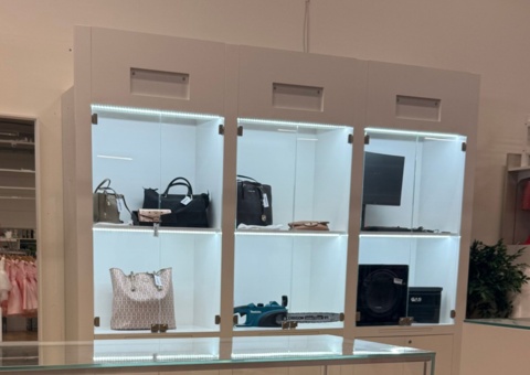 Bild som representerar auktionen - Avyttring butiksinredning