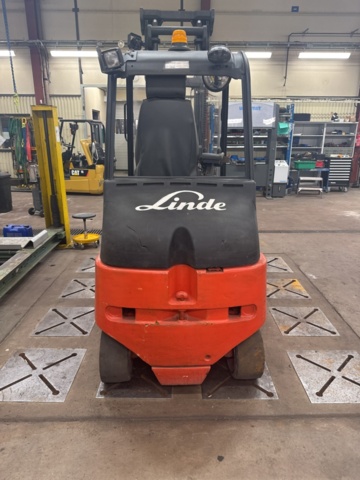 1321204-4 Forklift Linde E30/600-03 -2008