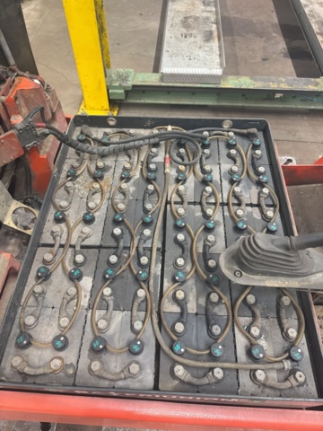 1321204-21 Forklift Linde E30/600-03 -2008