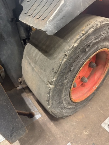 1321204-23 Forklift Linde E30/600-03 -2008