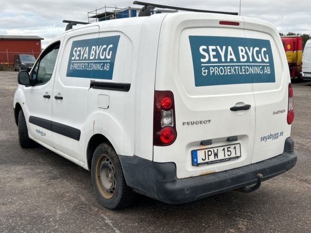 1423597-3 Peugeot Partner Van Utökad Last 1.6 BlueHDi Manuell, 99hk, 2016 (Reparationsobjekt)
