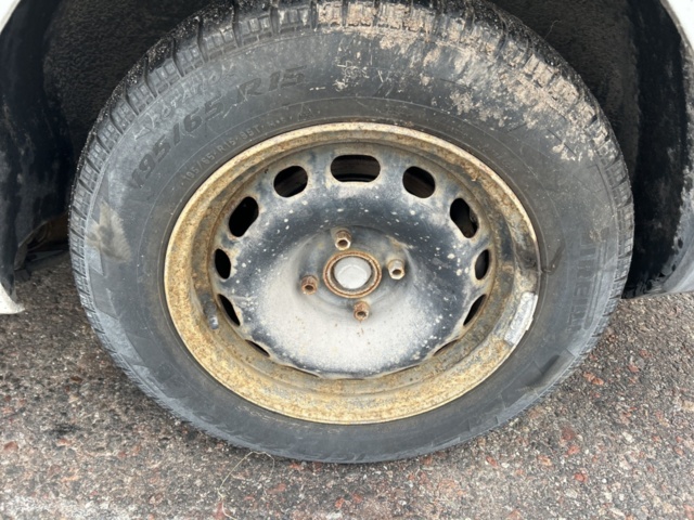 1423597-24 Peugeot Partner Van Utökad Last 1.6 BlueHDi Manuell, 99hk, 2016 (Reparationsobjekt)