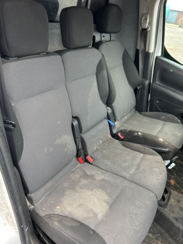 1423597-18 Peugeot Partner Van Utökad Last 1.6 BlueHDi Manuell, 99hk, 2016 (Reparationsobjekt)