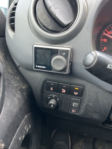 1423597-16 Peugeot Partner Van Utökad Last 1.6 BlueHDi Manuell, 99hk, 2016 (Reparationsobjekt)