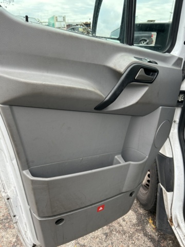 1423599-9 Mercedes-Benz Sprinter 316 NGT Chassi Enkelhytt Automatisk, 156hk, 2014