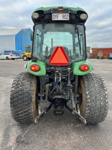 1423600-4 Kompakttraktor John Deere 4720 med frontlastare -2013