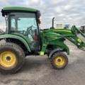 1423600-6 Kompakttraktor John Deere 4720 med frontlastare -2013